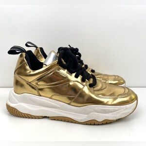 P448 Gold Sneakers